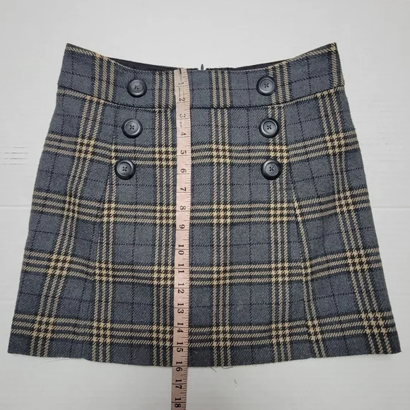 Retro 90s style Y2K Little Plaid Mini Skirt! - Picture 11 of 12